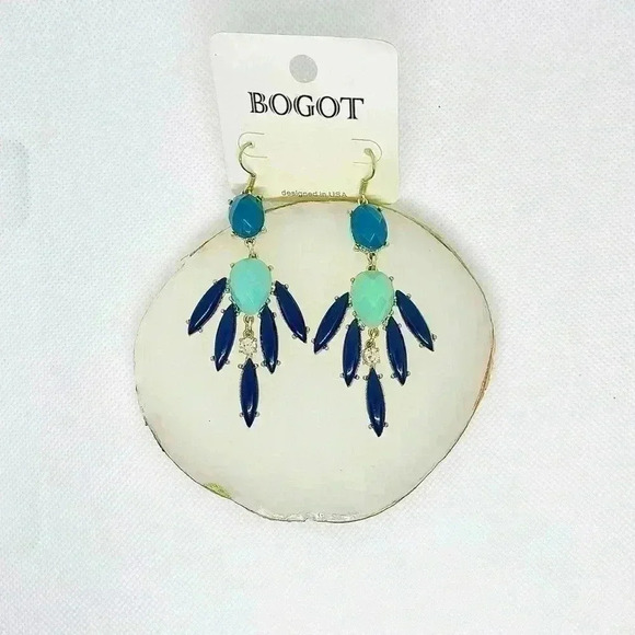 The Blues Dangling Earrings - Picture 3 of 4